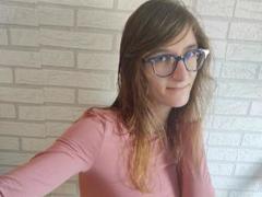 Cat-Lulu-hot - blond female webcam at xLoveCam