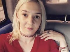 CataleyaHotty69 from xLoveCam