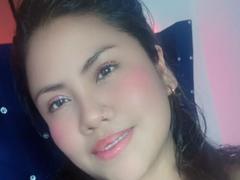 CataleyaNoir - female with brown hair and  big tits webcam at xLoveCam