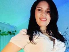 CatalinaJoyful - female with black hair webcam at xLoveCam