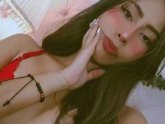SophyDubois - female with brown hair webcam at xLoveCam