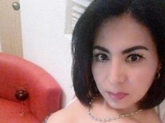SweetCatheryne - female with brown hair and  big tits webcam at LiveJasmin