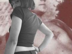 Cathulu - female with black hair webcam at xLoveCam