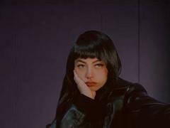 Cathulu - female with black hair webcam at xLoveCam