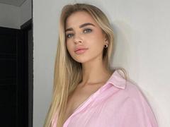 CathyEloise - blond female with  small tits webcam at xLoveCam