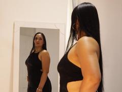 CatleyaSmith - female with black hair and  big tits webcam at LiveJasmin