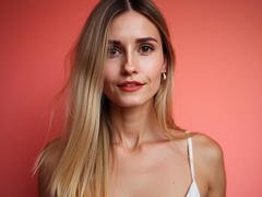 CatrinLips - blond female webcam at xLoveCam