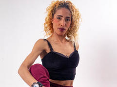 CatrinaTovar - female with  small tits webcam at LiveJasmin