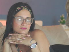 CattaleyaEvans - female with black hair webcam at xLoveCam