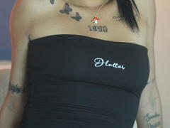 CattaleyaEvans - female with black hair webcam at xLoveCam