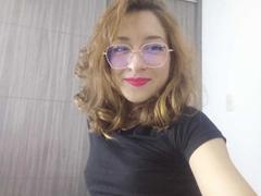 Cattabotero - blond female with  big tits webcam at xLoveCam