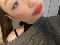 CecilleDelling - female with black hair webcam at xLoveCam