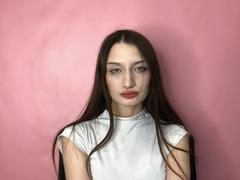 CecilleDelling - female with black hair webcam at xLoveCam