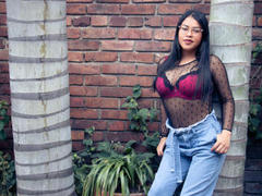 CelesteWonder - female with black hair and  big tits webcam at LiveJasmin
