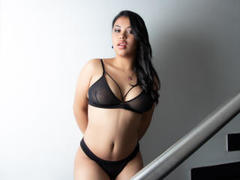 CelesteWonder - female with black hair and  big tits webcam at LiveJasmin