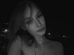 CeolaGoodroe - blond female webcam at xLoveCam