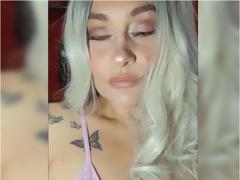 Cexy - blond female with  small tits webcam at xLoveCam