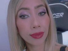 AliciaCherry - female with brown hair webcam at LiveJasmin