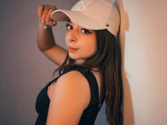 ChanelWallis - female with brown hair and  small tits webcam at xLoveCam