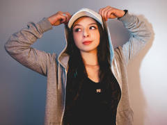 ChanelWallis - female with brown hair and  small tits webcam at xLoveCam