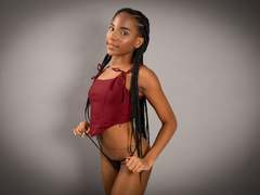 ChannelSweett - female with black hair webcam at xLoveCam