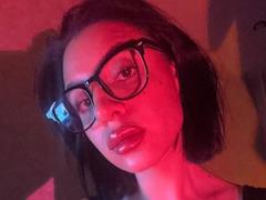 CharleenOachs - female with black hair webcam at xLoveCam