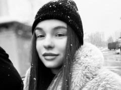CurtisStelmack - female with brown hair webcam at LiveJasmin