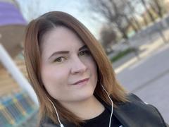 CharlineBigAss - female with brown hair and  big tits webcam at xLoveCam