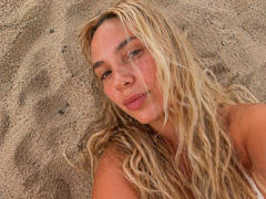 CharlotieRosse from xLoveCam