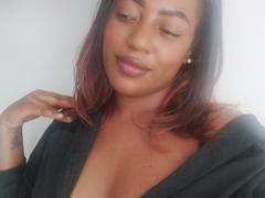 CharlotteBownm - female webcam at xLoveCam