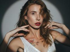 Lalililna - female with  big tits webcam at xLoveCam