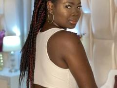 HannaGray - female with black hair webcam at LiveJasmin