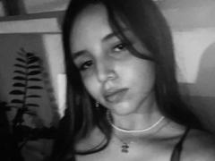 CharlotteWhitmore - female webcam at xLoveCam