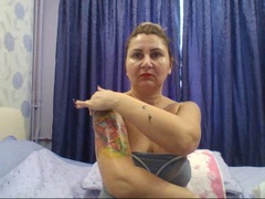 passionevely - blond female webcam at ImLive