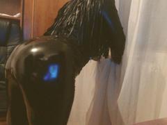 ChaudeeOrgasme from xLoveCam