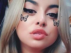 ChaudePourxToi - female with brown hair and  small tits webcam at xLoveCam