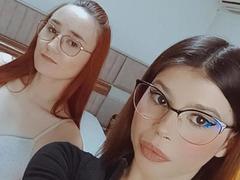 ChaudesChatteX from xLoveCam