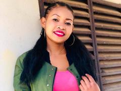 Chelina - female webcam at xLoveCam