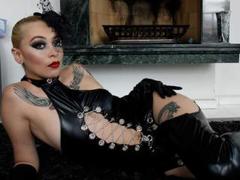 ChelseaOwens - female with black hair webcam at LiveJasmin