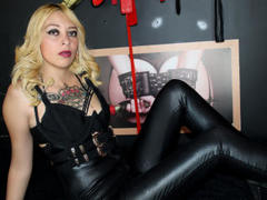 ChelseaOwens - female with black hair webcam at LiveJasmin