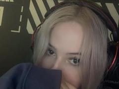 ChelsieDubicki - female webcam at xLoveCam