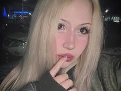 ChelsieDubicki from xLoveCam