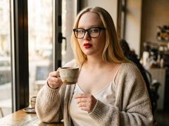 MarvelPudlinski - blond female with  big tits webcam at xLoveCam