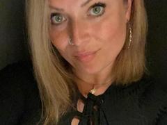 CherieCherry - blond female with  small tits webcam at xLoveCam