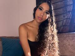 CherryCandyHot - female with black hair webcam at xLoveCam