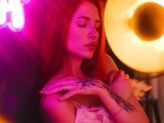 CherrySmarry-hot - female with red hair webcam at xLoveCam