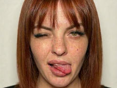 Cherrykisses - female webcam at xLoveCam