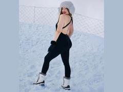 CherycaRubia - blond female with  big tits webcam at xLoveCam