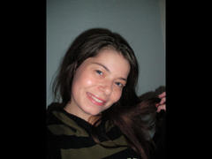 Chiara177-hot - female with brown hair webcam at xLoveCam
