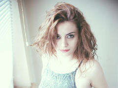 ChicEva - female with brown hair and  small tits webcam at xLoveCam